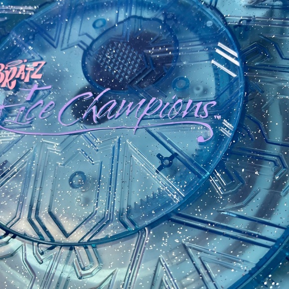 Bratz Ice Champions Ice Rink - Picture 4 of 7